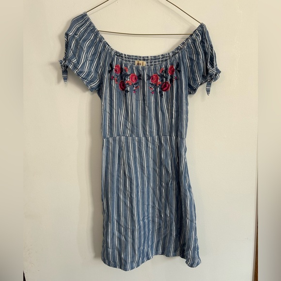 Hollister Dresses & Skirts - Hollister Blue and White Striped Off-Shoulder Dress with Floral Embroidery